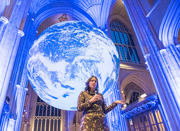 Gaia_at_Bath_Abbey_3Oct2023_Beata_Cosgrove_Photography_6861