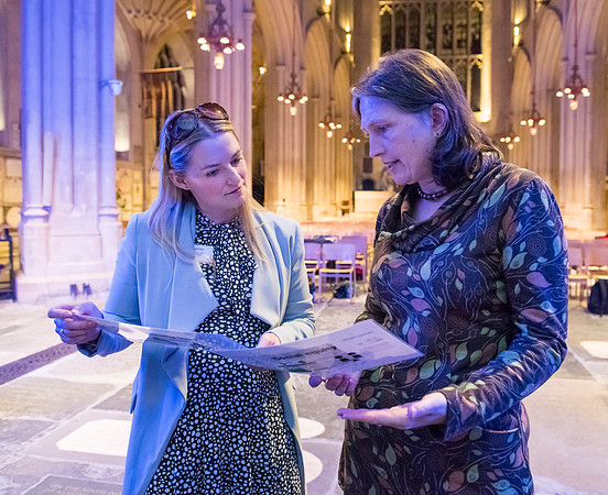 Gaia_at_Bath_Abbey_3Oct2023_Beata_Cosgrove_Photography_7097