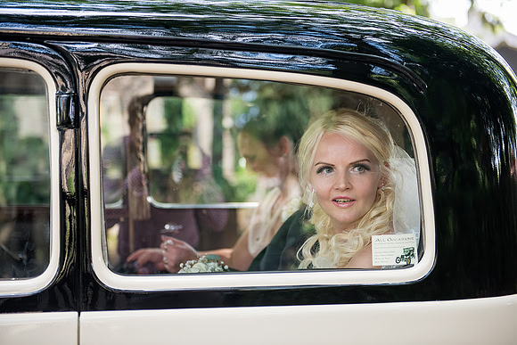 Wedding-Bristol-bride-arrival-Beata- Cosgrove-Photography