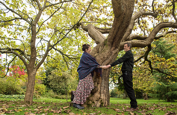 Engagement pictures. Botanical Gardens. Bath. Beata Cosgrove