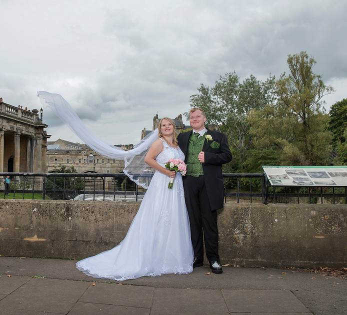 Bride and Groom. Wedding in Bath. The Guildhall. The Parade Gardens. Beata Cosgrove Photography.