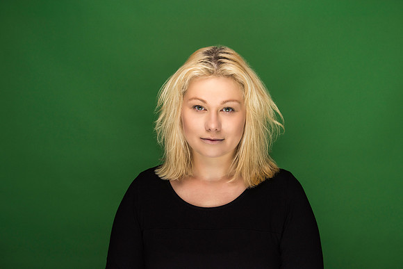 Studio portrait. Beata Cosgrove Photography