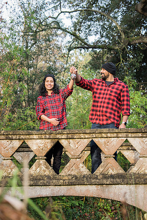 21. Maternity photography session. Botanical gardens. Bath