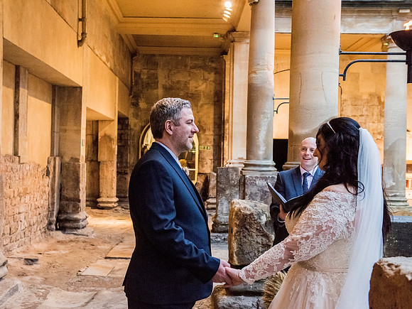 11.Susie & Jeremy wedding pictures. The Roman Baths. Beata Cosgrove Photography