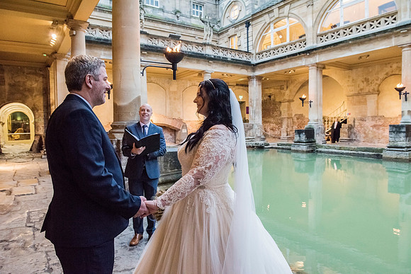 13.Susie & Jeremy wedding pictures. The Roman Baths. Beata Cosgrove Photography