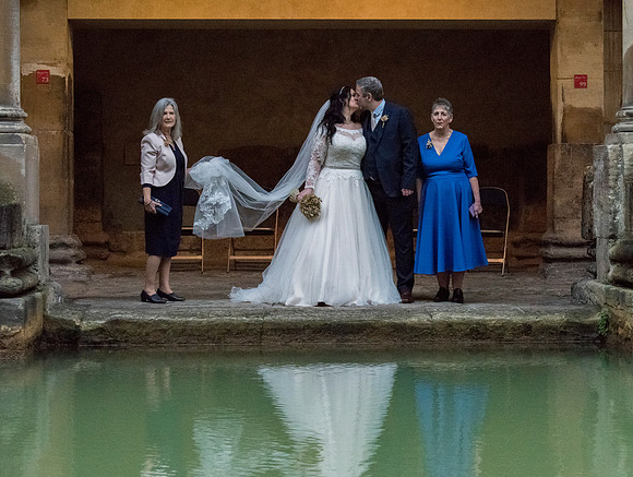 64.Susie & Jeremy wedding pictures. The Roman Baths. Beata Cosgrove Photography