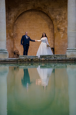 69.Susie & Jeremy wedding pictures. The Roman Baths. Beata Cosgrove Photography