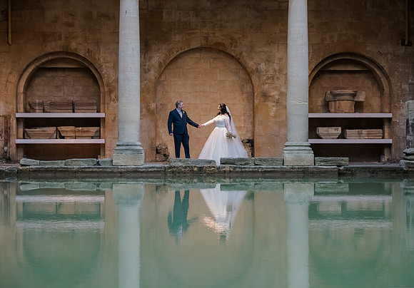 70.Susie & Jeremy wedding pictures. The Roman Baths. Beata Cosgrove Photography
