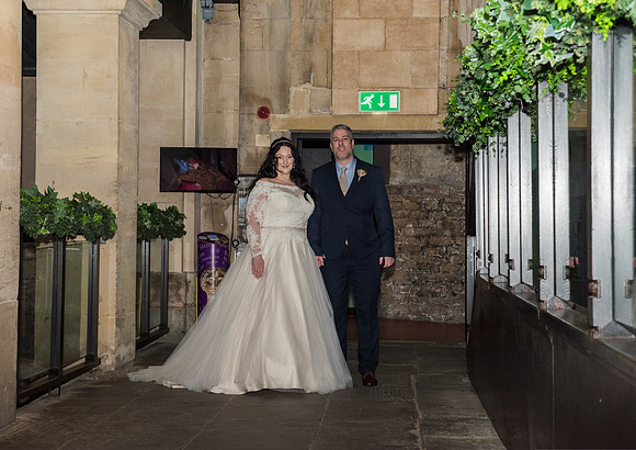 7.Susie & Jeremy wedding pictures. The Roman Baths. Beata Cosgrove Photography