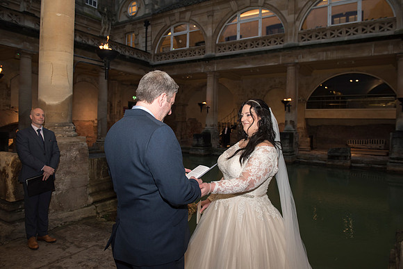 22.Susie & Jeremy wedding pictures. The Roman Baths. Beata Cosgrove Photography