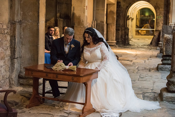 40.Susie & Jeremy wedding pictures. The Roman Baths. Beata Cosgrove Photography