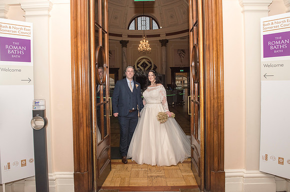 56.Susie & Jeremy wedding pictures. The Roman Baths. Beata Cosgrove Photography