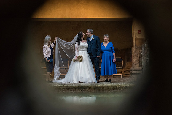 61.Susie & Jeremy wedding pictures. The Roman Baths. Beata Cosgrove Photography