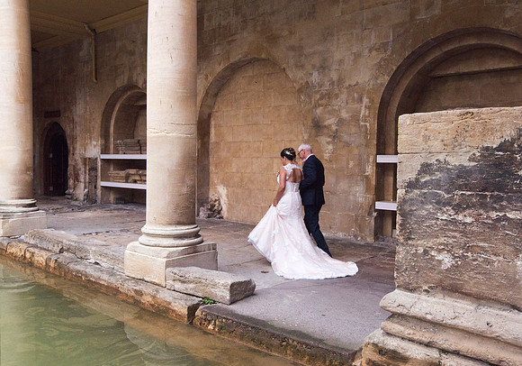 Wedding-photographer-arrival-Bath-Beata-Cosgrove-Photography-Best-rated-photographer-Bath