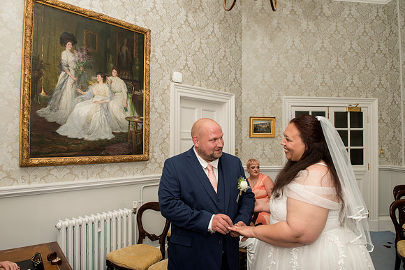 33. F&M wedding day. The Guildhall. Bath wedding photography. Beata Cosgrove Photography