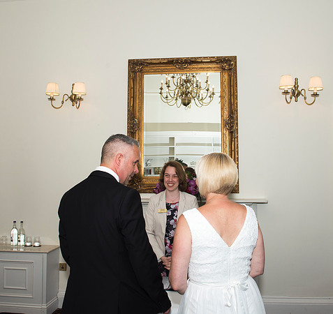 5.Wedding in Bath. Bailbrook House Hotel. Summer. Bath photographer. Beata Cosgrove Photography.