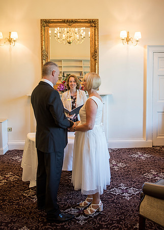 6.Wedding in Bath. Bailbrook House Hotel. Summer. Bath photographer. Beata Cosgrove Photography.