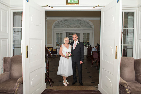 14.Wedding in Bath. Bailbrook House Hotel. Summer. Bath photographer. Beata Cosgrove Photography.