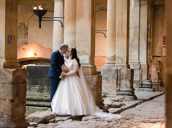 Sunrise wedding. The Roman Baths. Bath based photographer. Beata Cosgrove Photography