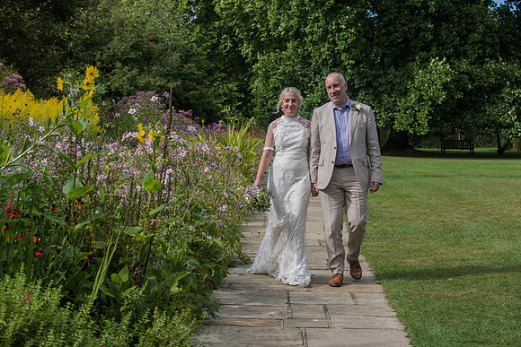 96. R & R wedding. Temple of Minerva. The Royal Crescent. Bath. Beata Cosgrove Photography