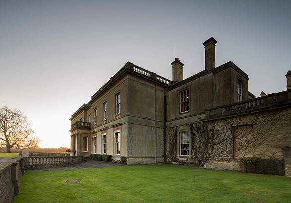 Hartham.. Event and wedding venue. Beata Cosgrove Photography