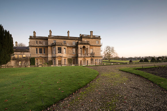 Hartham. Event and wedding venue... Beata Cosgrove Photography