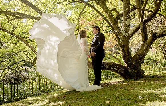 Wedding anniversary. Temple of Minerva. Botanical Gardens. Bath. Beata Cosgrove Photography