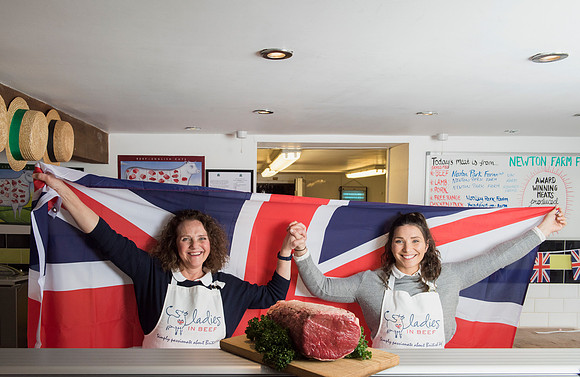 11.Ladies in Beef. Beata Cosgrove Photography