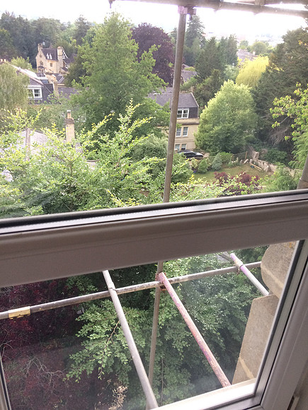 Flat 7 The Grange, Weston Park West, Bath. View over shared garden and neighbouring houses_8910