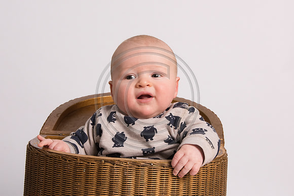 Beata Cosgrove, baby and newborn photographer in Bath