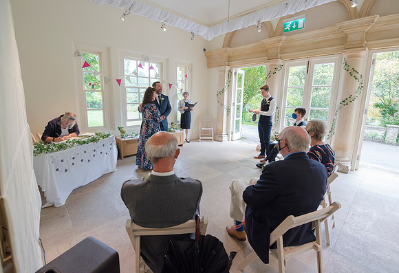 Summer wedding. Temple of Minerva & Botanical Gardens.Beata Cosgrove Photography
