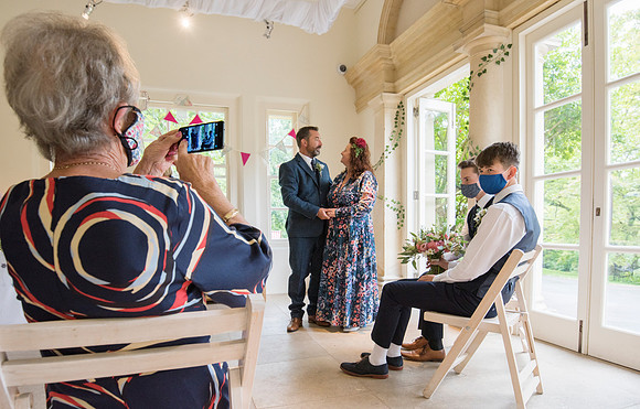 Summer wedding. Temple of Minerva & Botanical Gardens.Beata Cosgrove Photography