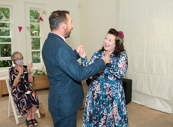 Summer wedding. Temple of Minerva & Botanical Gardens.Beata Cosgrove Photography