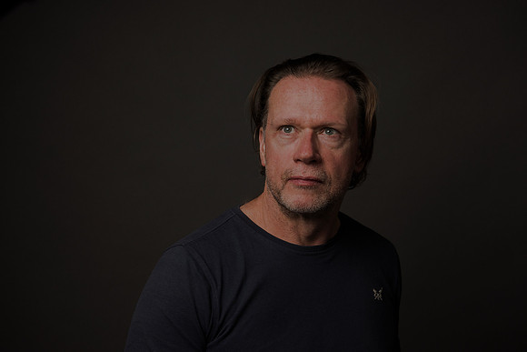 2.Studio portrait. Beata Cosgrove Photography