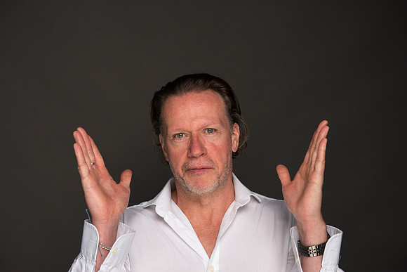 13.Studio portrait. Beata Cosgrove Photography