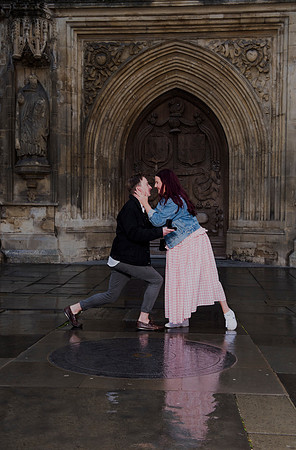 Surprise proposal. Bath photography. Abbey Church. Beata Cosgrove Photography.