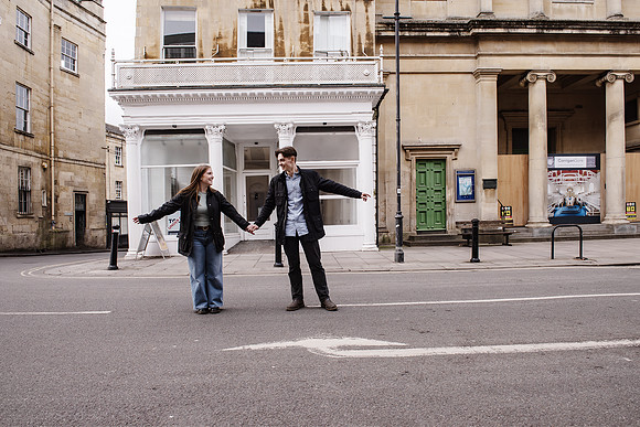 28. Surprise proposal. Bath