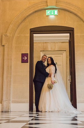 58.Susie Jeremy wedding pictures. The Roman Baths. Beata Cosgrove Photography