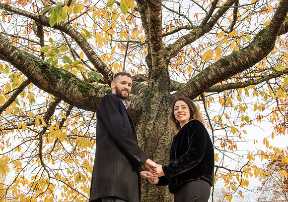 Engagement photos. Parade Gardens. Bath. Beata Cosgrove Photography