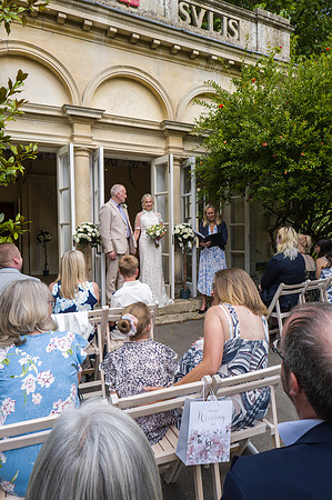 32. R & R wedding. Temple of Minerva. The Royal Crescent. Bath. Beata Cosgrove Photography