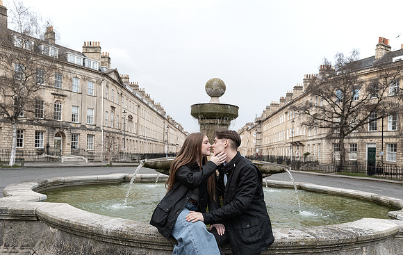 27. Surprise proposal. Bath