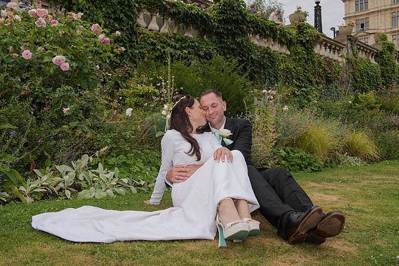 Parade Gardens wedding photos. Beata Cosgrove Photography