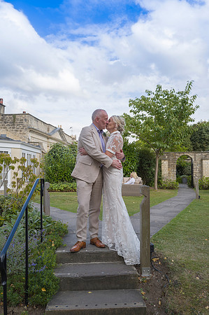 123. R & R wedding. Temple of Minerva. The Royal Crescent. Bath. Beata Cosgrove Photography