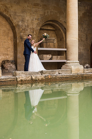 Bride and Groom. Sunrise wedding. The Roman Baths. Bath photographer.