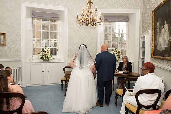 22. F&M wedding day. The Guildhall. Bath wedding photography. Beata Cosgrove Photography