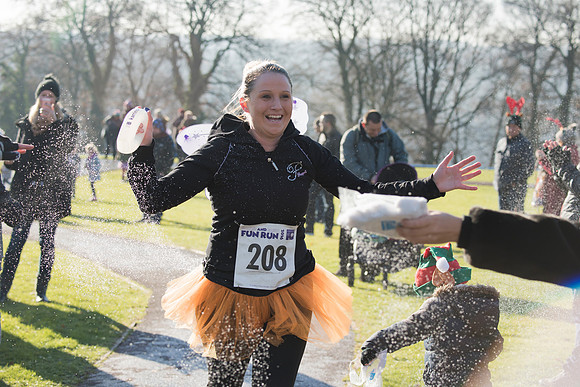 38.Dorothy House’s Charity Santa and Fairy run.Event.Bath. Beata Cosgrove Photography.4.12.2016