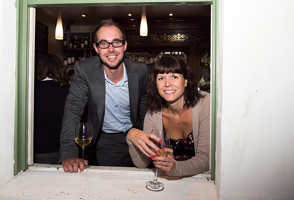 Tony and Wendy Pidgeon.Beata Cosgrove Photography