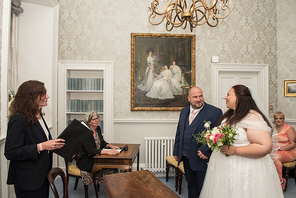 25. F&M wedding day. The Guildhall. Bath wedding photography. Beata Cosgrove Photography