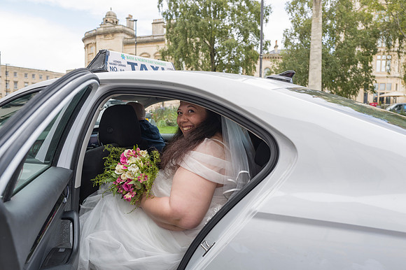 77.F&M wedding day. The Guildhall. Bath wedding photography. Beata Cosgrove Photography