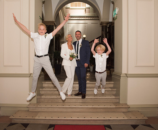 Bath based photographer. Guildhall wedding photos. Beata Cosgrove Photography